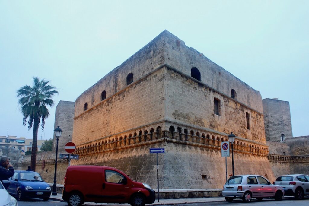 Castillo Normando-Suabo. Bari | EVG