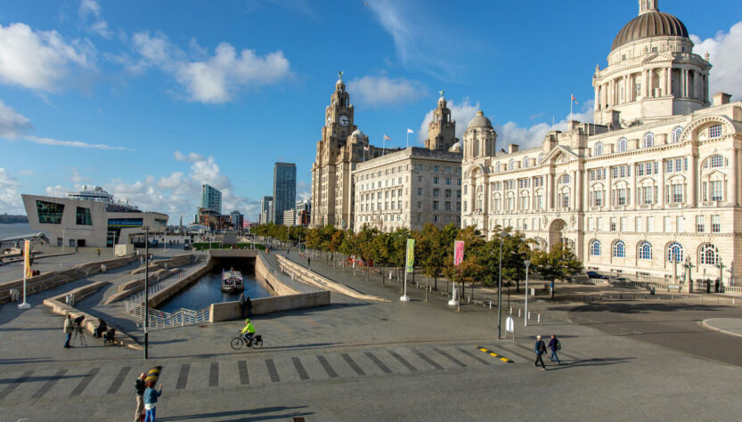 Pier Head canal basin-Visit Liverpool El viajero global