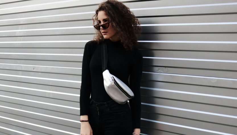 Mujer-metalizado-ksenia-varapaeva-unsplash