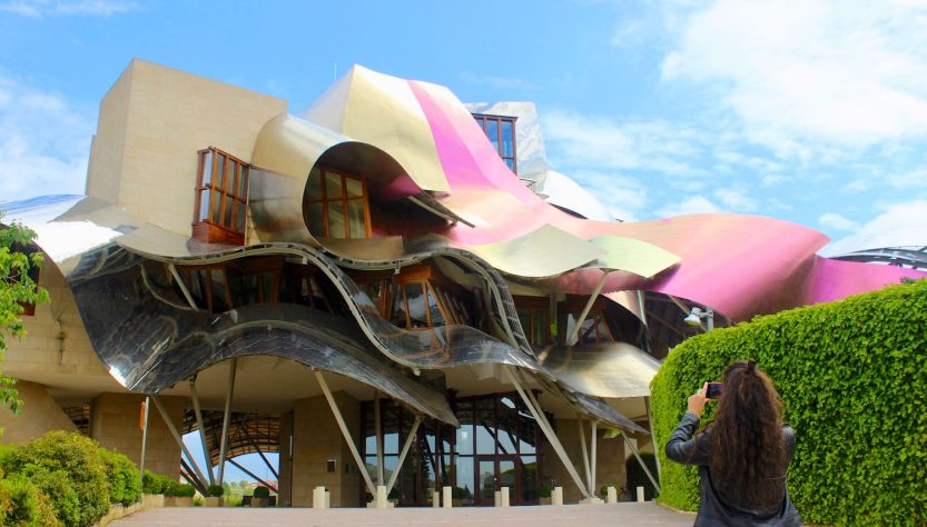 8. La bodega Marqués de Riscal 03