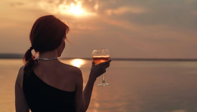 Brindis-verano-raspopova-marina-unsplash