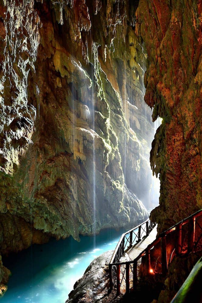 3 Monasterio_Gruta-Iris