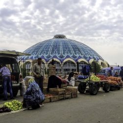 chorsu-bazaar-Tashkent_Visit-Tashkent