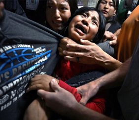 073-NorthAndCentralAmerica-STO-Online-Carol Guzy-ZUMA Press-iWitness-for Miami Herald
