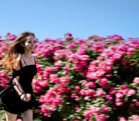 Flores Mujer_yang-liu-unsplash