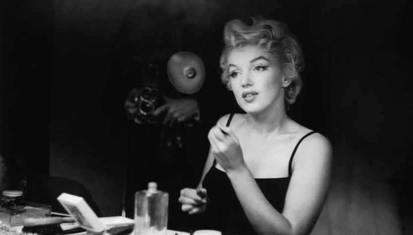 MM_Makeup_Table_2a_R-_1_