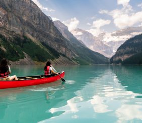 Lake Louise_Canoe_ConorPhelan-Banff Lake Louise Tourism
