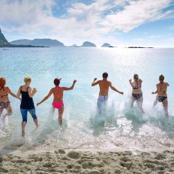 Amigos playa_vidar-nordli-mathisen-unsplash