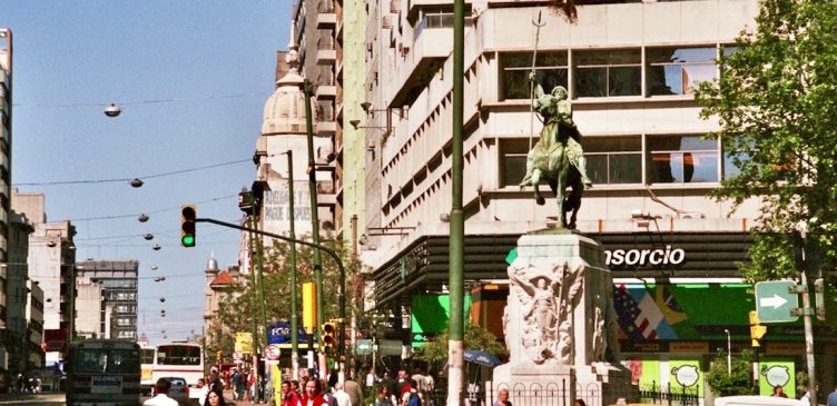Montevideo_Monumento El Gaucho_CarmenRPinos_el-viajero-global