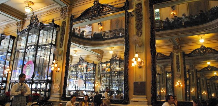 Confeitaria_Colombo_ Leandro Neumann Ciuffo_Wikimedia